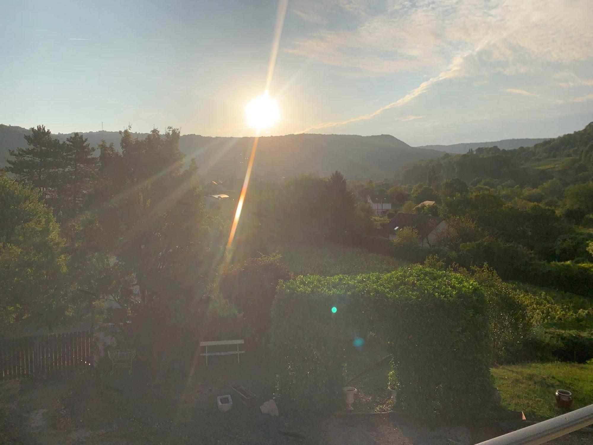 Longue Vue En Arbois Bed & Breakfast Exterior photo